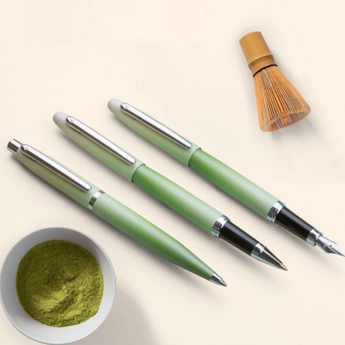 Sheaffer VFM E9431 Matcha Collection Green Ombre Gradient with Chrome Trims Fountain Pen.